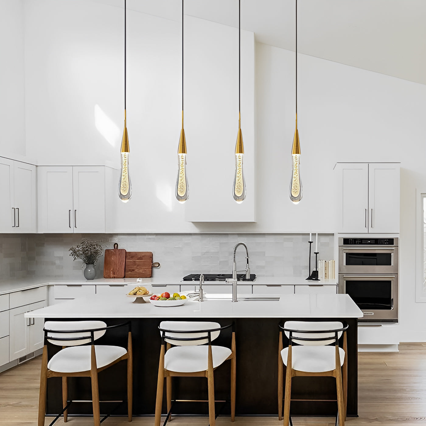 Aurelia Golden Droplet Pendelleuchte mit Kristalleffekt | Deretia