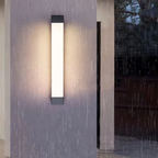 Valaro Luxury Linear Outdoor Wall Lamp With LED Light