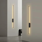 Vellora | Contemporary LED Wall Light in Black or Gold Finish | Deretia