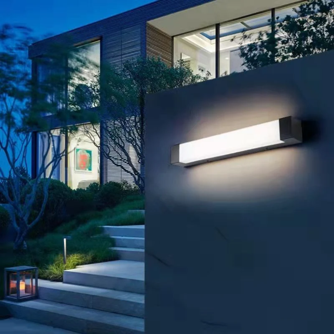 Valaro Luxury Linear Outdoor Wall Lamp With LED Light