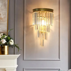 Nyara 壁灯，带温暖 LED 光晕，营造室内氛围