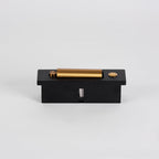 Wbudowany kinkiet nocny do czytania i przytulnej atmosfery