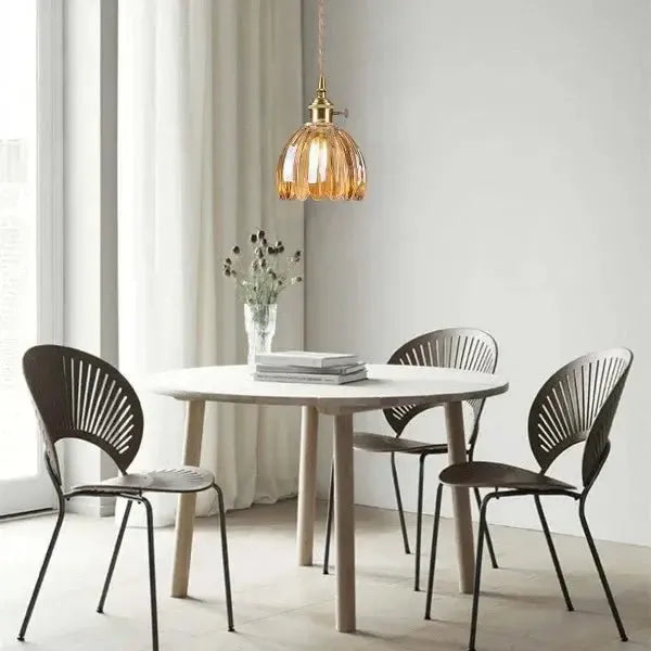 PetalGlow Virág Üveg Függeszték Lámpa Matt Szirmokkal