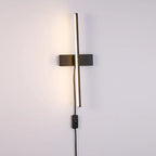 Lámpara de Pared LED LumaNord con Brazo Ajustable y Enchufe Incorporado