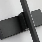 Lámpara de Pared LED LumaNord con Brazo Ajustable y Enchufe Incorporado