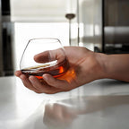 كأس ويسكي إيروسويرل بقاعدة دوارة لتعزيز النكهة